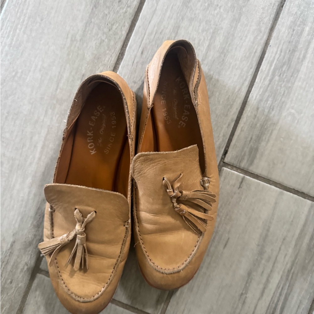 Kork-Ease Tan Leather Loafers with Tassels